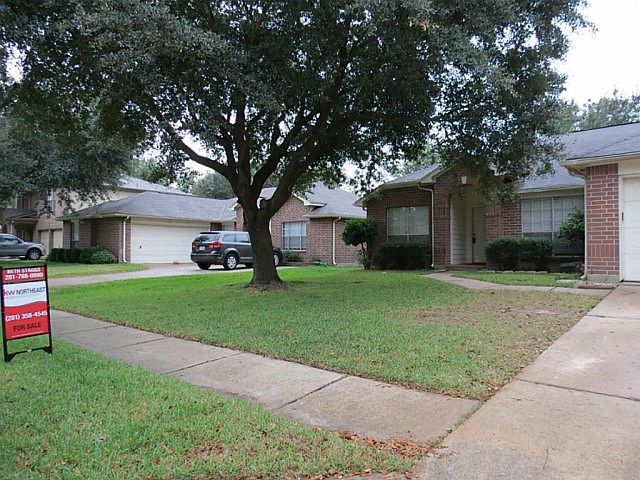 1st image of 16207 Hilton Head Ln