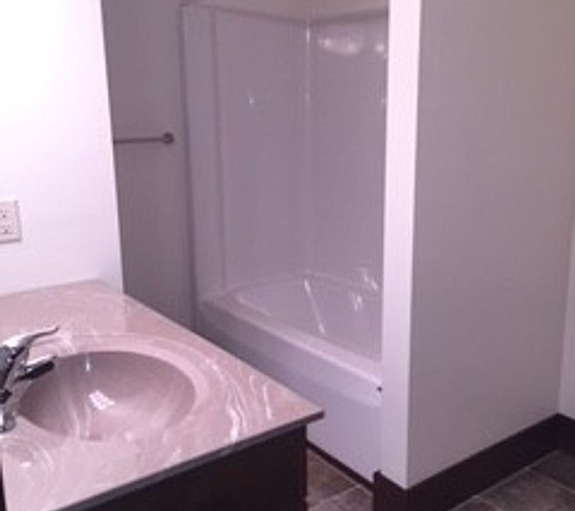 2nd image of 114 1/2 N Bridge St #5