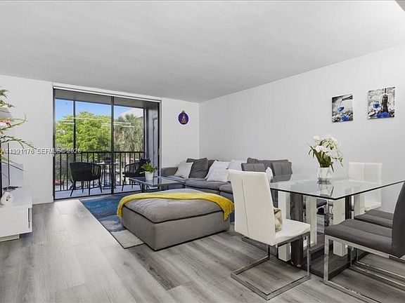 2nd image of 8650 SW 133rd Avenue Rd APT 308
