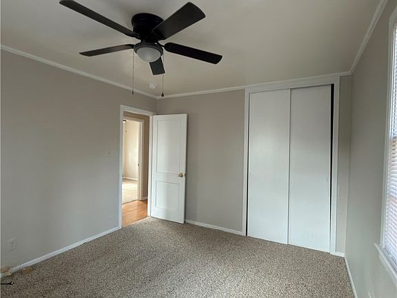 2nd image of 1112 Acorn St