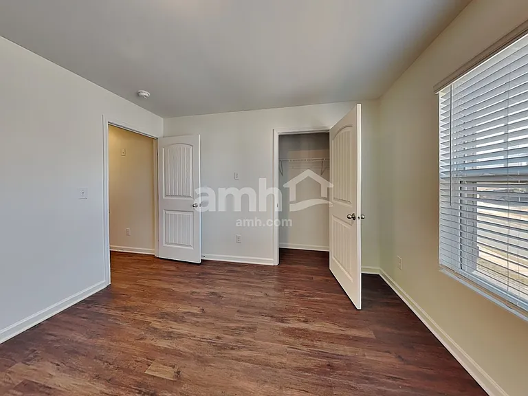 76 Springer Pkwy — Photo 11