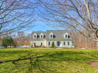 62 Pinsonnault Ln, North Attleboro, MA 02760