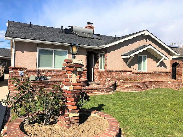1st image of 527 E Dolores St