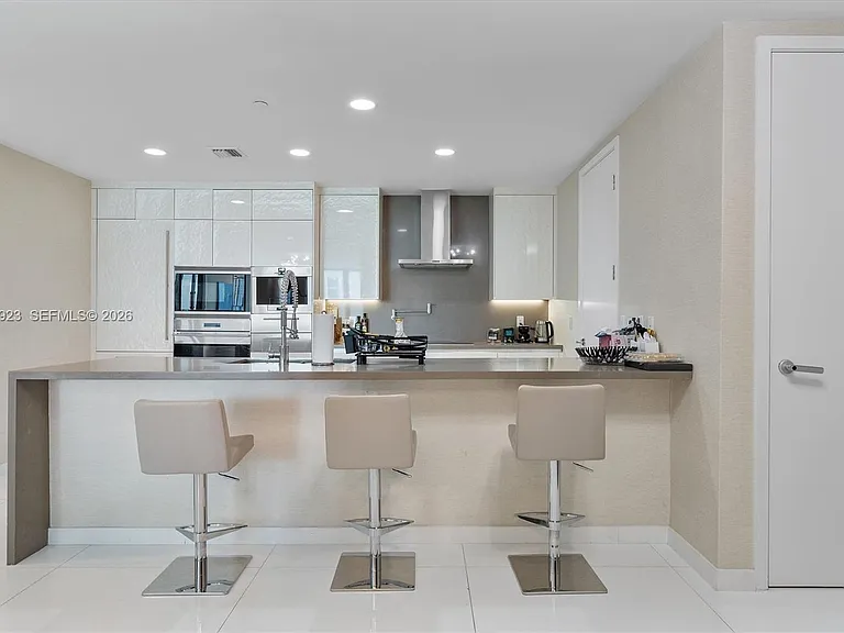 17475 Collins Ave #503 — Photo 28