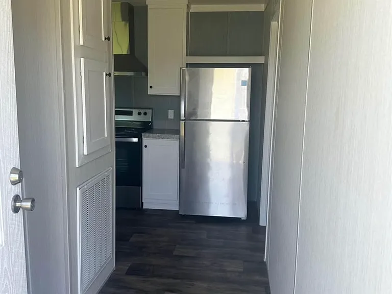 41 Charlotte Ln — Photo 7