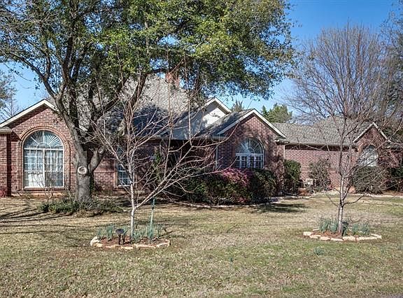 2nd image of 2708 McPherson Ln