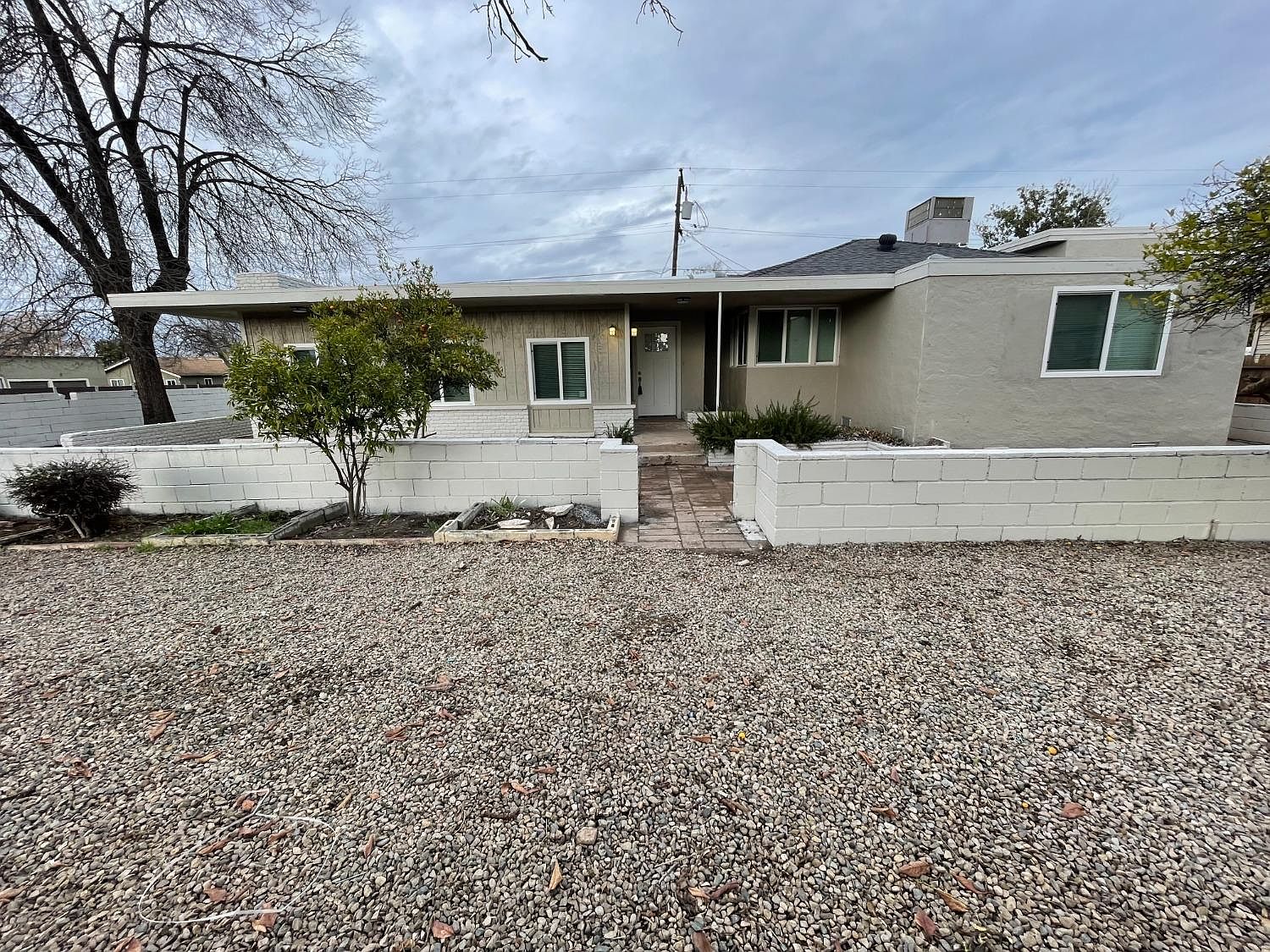 111 E Kearney Blvd, Fresno, CA 93706 | Zillow