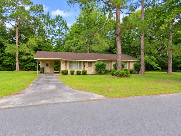 1112 Joyce Dr, Adel, GA 31620
