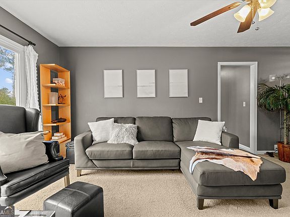 5th image of 7370 N Mitchell Ct