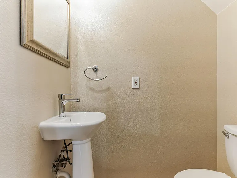 3214 Clawson Rd #A — Photo 8