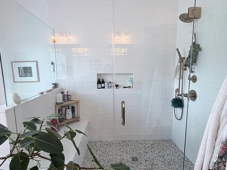 15 Emerald St #1 — Photo 6
