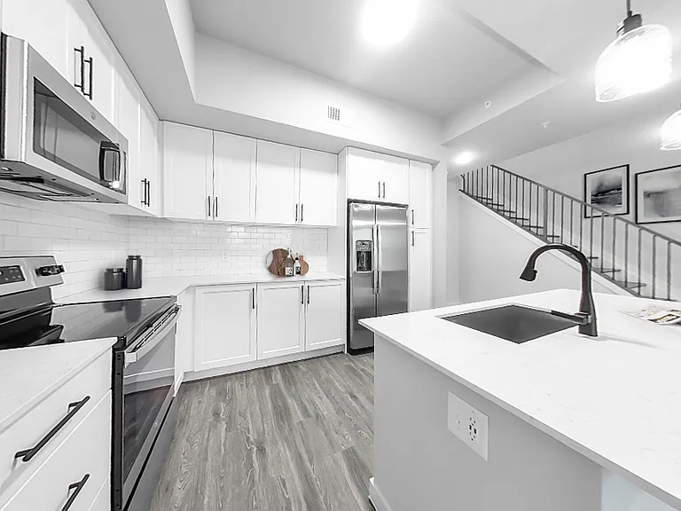 Legacy Heritage Apartments — Photo 47