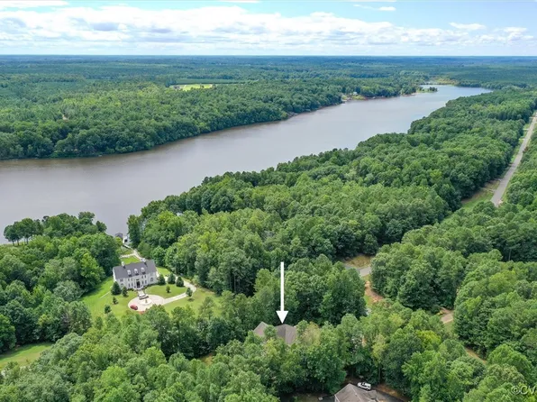 15525 Aquia Ct, Chesterfield, VA 23838