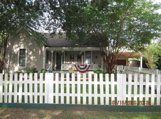 609 Worsham St, Montgomery, TX 77316