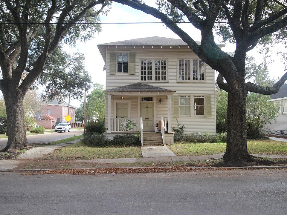1st image of 2037 Joseph St