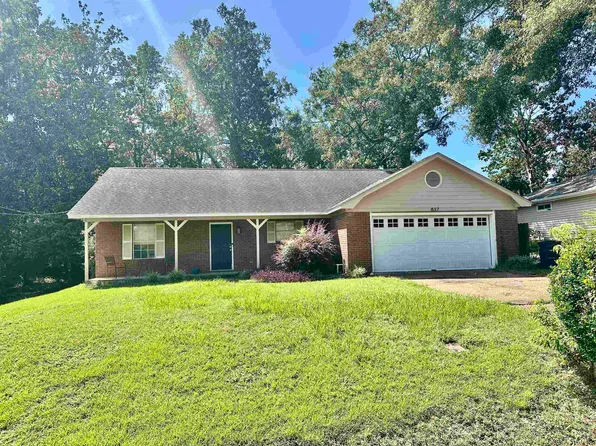 837 Stone House Rd, Tallahassee, FL 32301