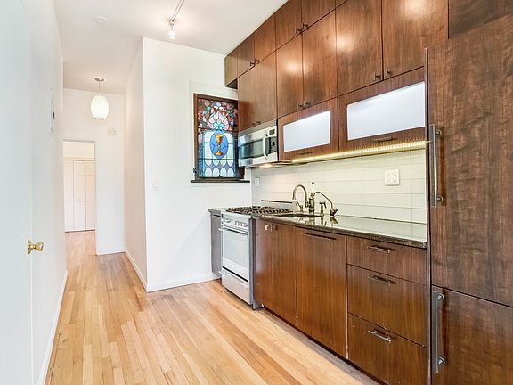 4th image of 444 E 87th St APT 5A