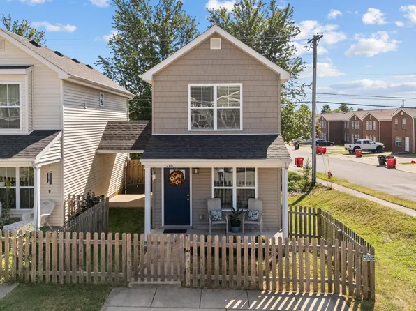 200 Perry Dr, Nicholasville, KY 40356