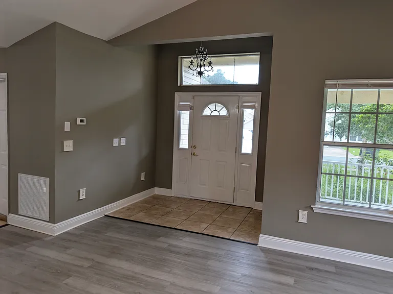 3327 Golden Rain Dr — Photo 30