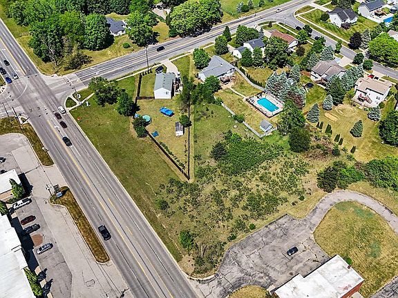 3rd image of 1456 Northland Dr NE