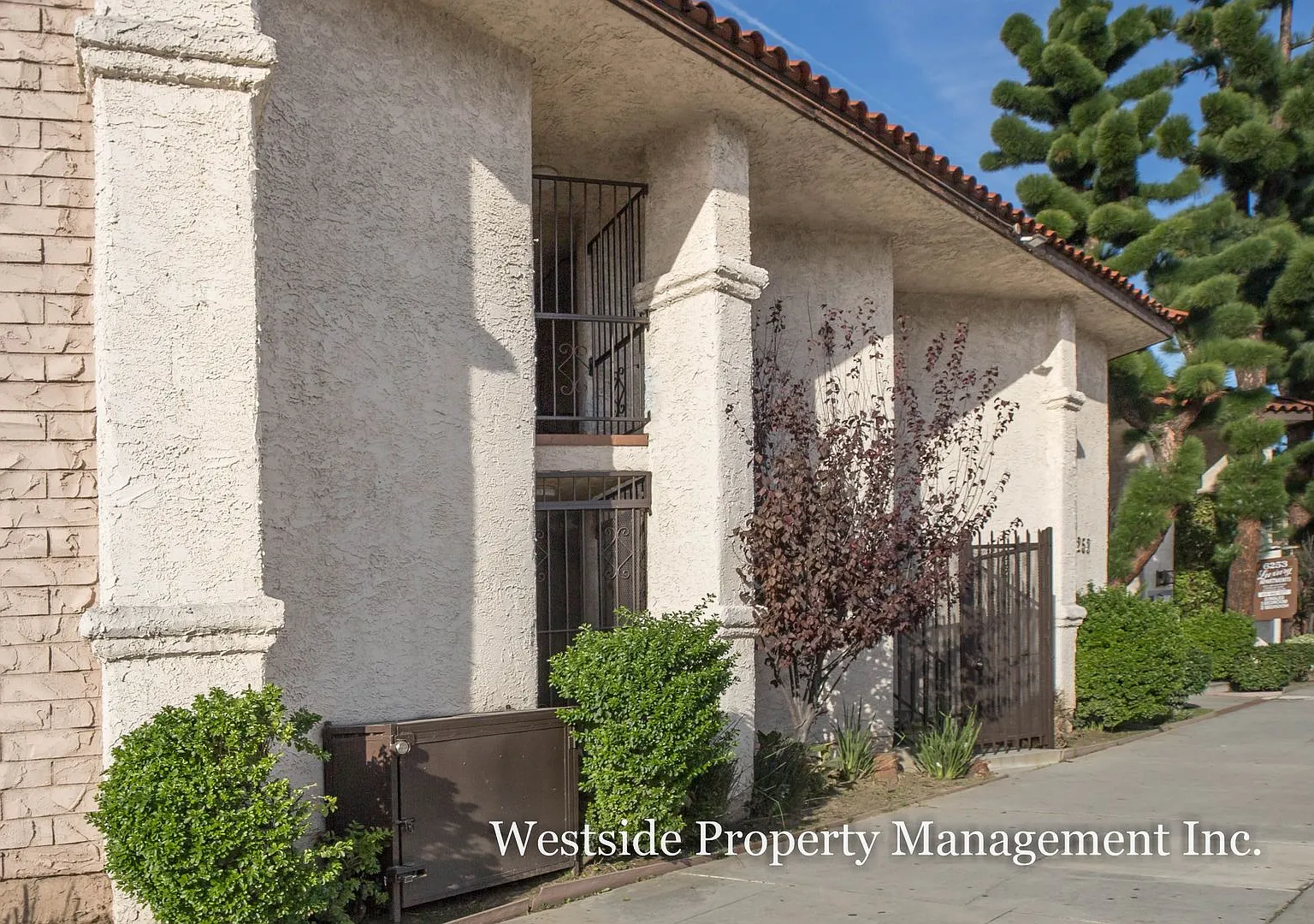 6253 Lankershim Blvd. — Photo 4