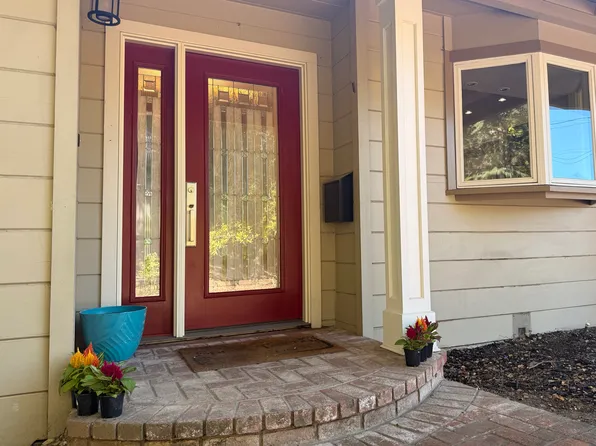 20824 Pamela Way, Saratoga, CA 95070