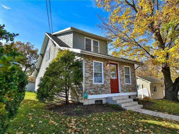 708 E Main St, Macungie, PA 18062