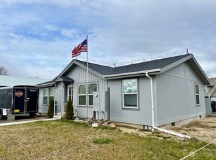 165 Thorn Ave, Milton Freewater, OR 97862