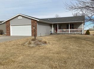 800 5th St, Utica, NE 68456