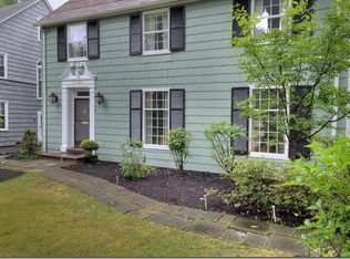 17729 Fernway Rd, Shaker Heights, OH 44122