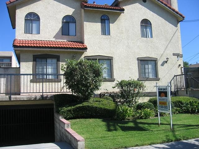 1st image of 320 N Belmont St APT 5