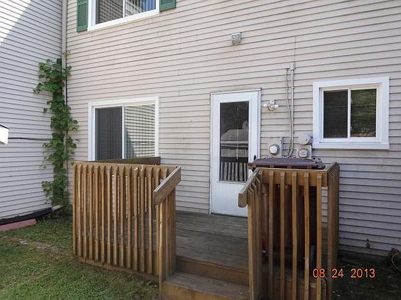 5th image of 707 Estrada Dr