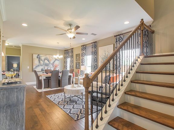 The Raleigh WE 1st Floor This is a model representation, not the actual home