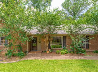 5496 River Thames Rd, Jackson, MS 39211