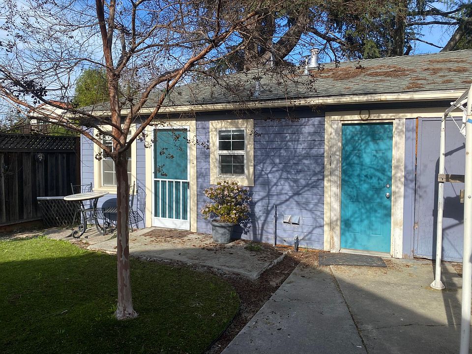 1st image of 2074 Park Ave #A