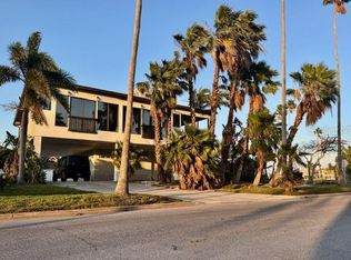 3203 E De Bazan Ave, Saint Pete Beach, FL 33706