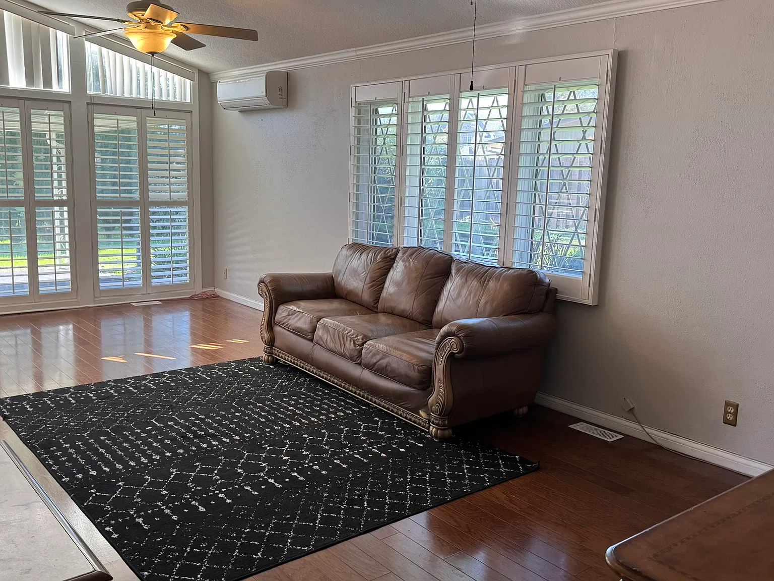 3 bed, 1.5 bath, 1461 sqft, $1,700 — Photo 4