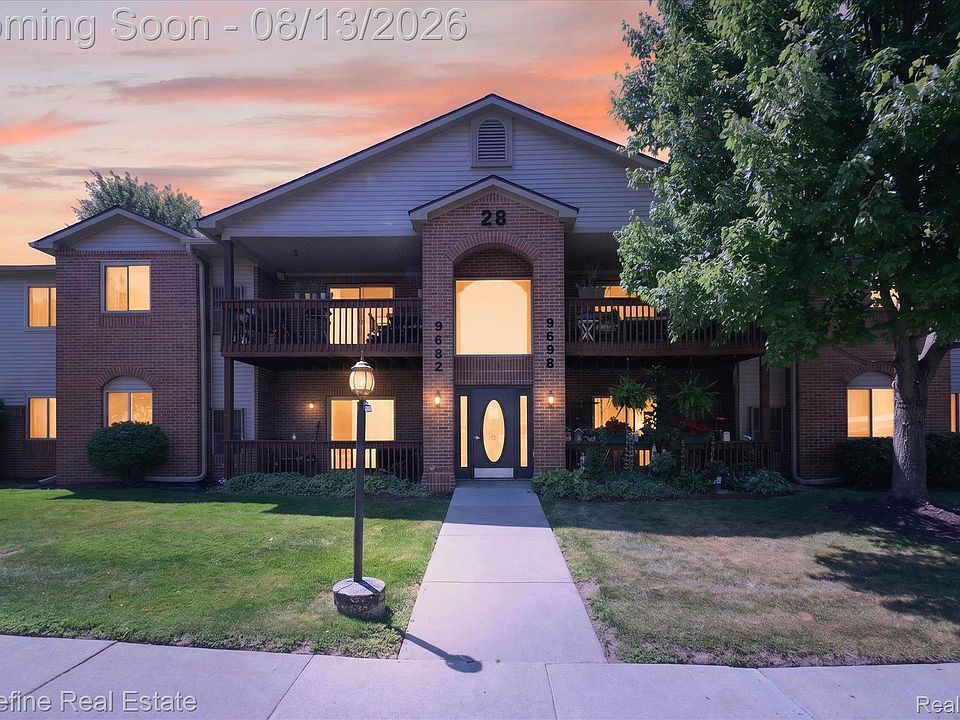 1st image of 9696 Sawgrass Ct #6