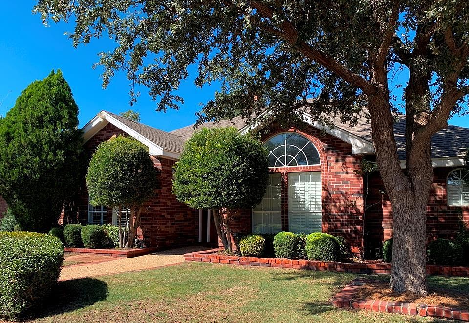 1st image of 4406 Rosewood Dr