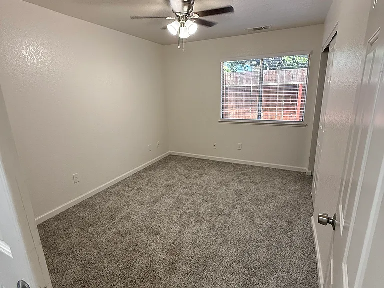 1808 Tartarian Way — Photo 8