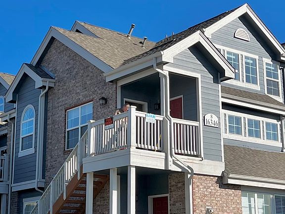 2nd story corner unit, 1253 sq ft.