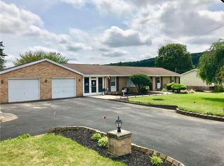 4623 Werleys Corner Rd, New Tripoli, PA 18066
