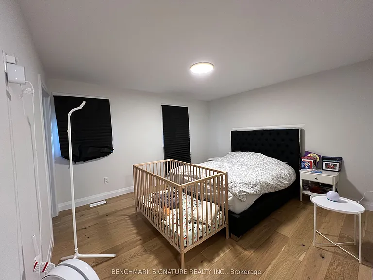 17 Totten St — Photo 11