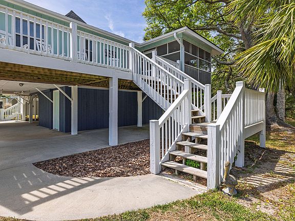 3rd image of 503 Pompano Rd