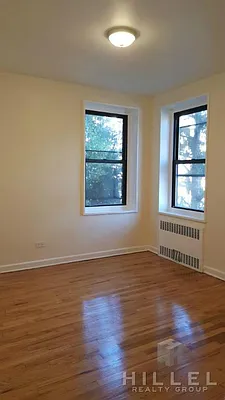 Rented by Hillel Realty Group | media 16