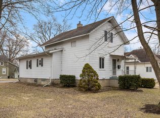 311 N 1st St, Fairbury, IL 61739