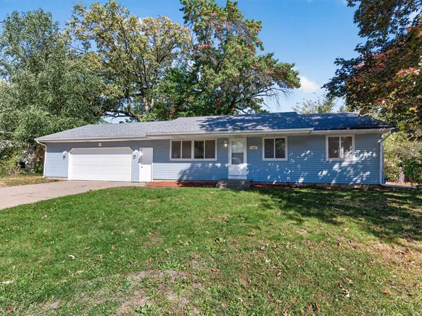 232 Twilite Ter, Circle Pines, MN 55014