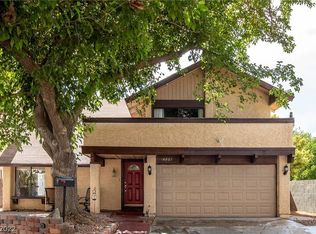 4801 Summerhill Rd, Las Vegas, NV 89121