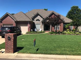 119 Black Oak Pl, Searcy, AR 72143