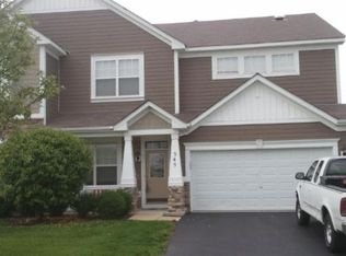 345 Red Rock Ln, Elgin, IL 60124